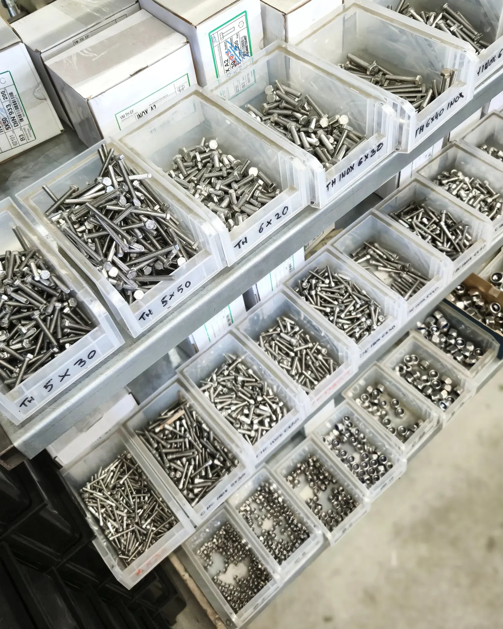Fixations, boulonnerie acier et inox